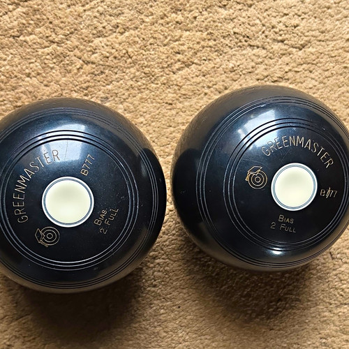 Greenmaster crown green bowls - green,